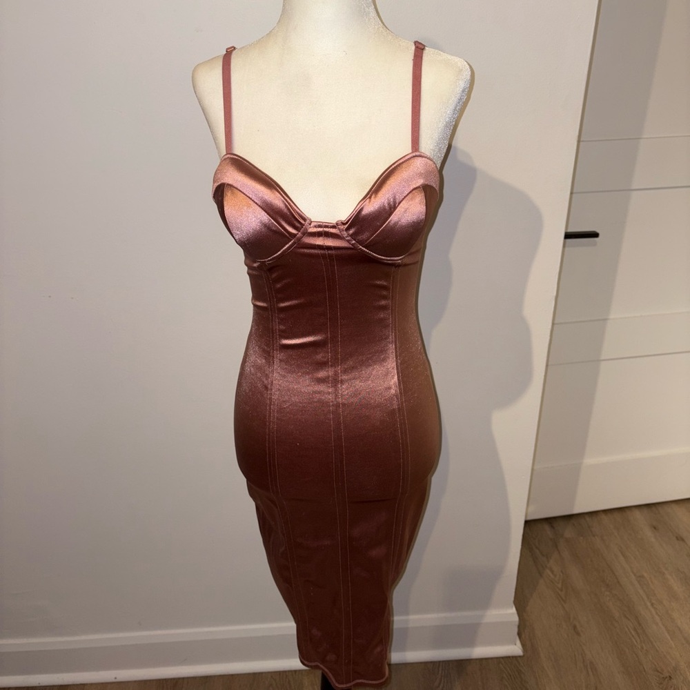 Elegant Satin Bodycon Dress in Rose Gold